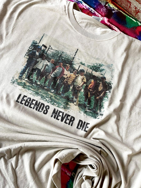 Legends Never Die T-Shirt Kaufen